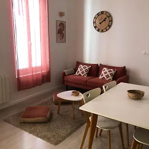 appartements-coeur-de-ville-de.hotels-rhonealpes.com/